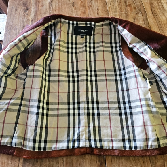 Burberry Vest (Calf Skin) - Picture 3 of 5